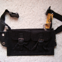 GOLD BAGS – Нова чанта за кръста, снимка 2 - Чанти - 36135917