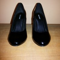 Обувки на висок ток, снимка 3 - Дамски елегантни обувки - 42206342
