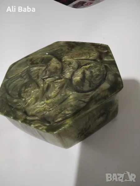 Красива кутия за бижута бакелит/каталин, снимка 1