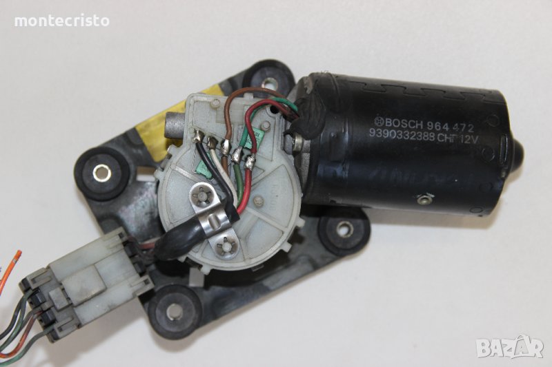 Моторче предни чистачки Nissan Terrano II (1996-2000г.) 9390332388 / Нисан Терано, снимка 1