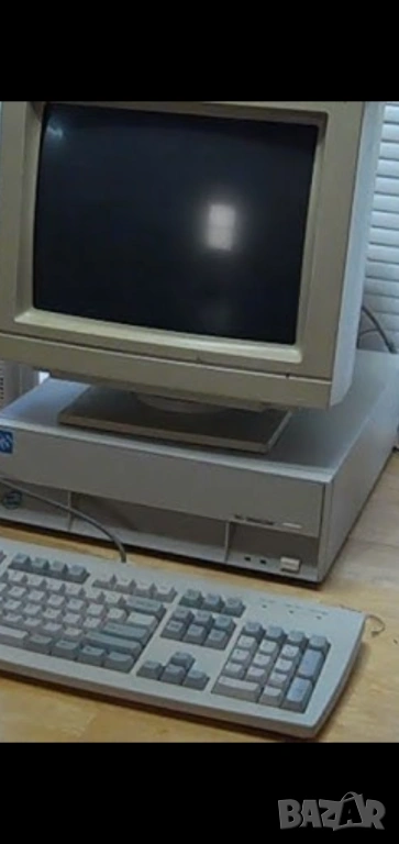 Компютър IBM с монитор и клавиатура, снимка 1