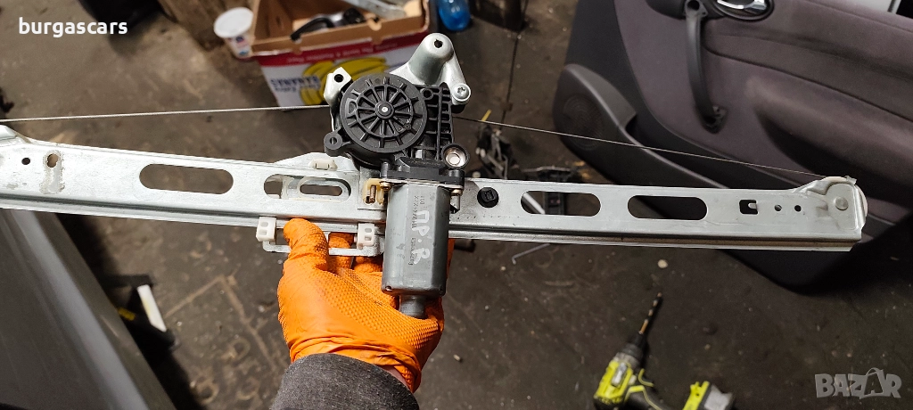 Стъклоповдигач с мотор предна дясна врата Mercedes A160 W168 - 90лв, снимка 1