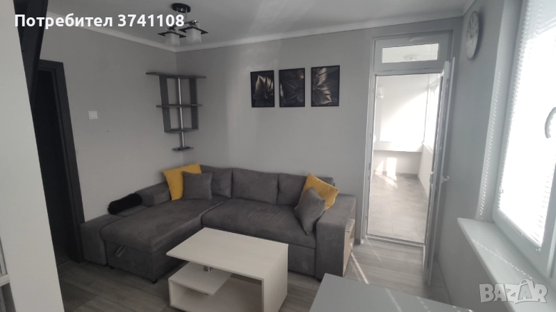 Под наем двустайно жилище в центъра на Разград, снимка 1