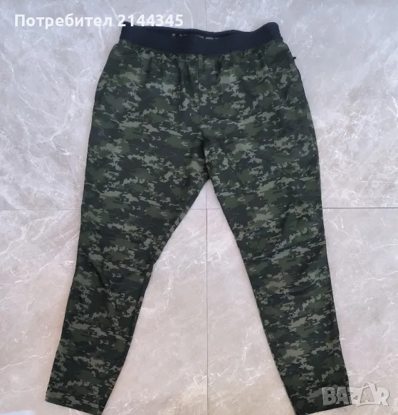 Under Armour долнище камуфлаж L, снимка 1