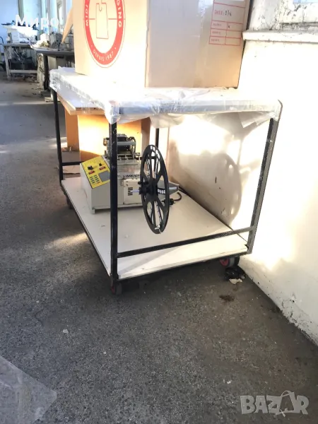 Колички Стелажи на колела, снимка 1