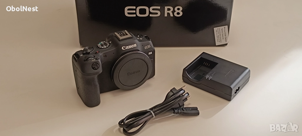 Canon EOS R8 Тяло + оригинална батерия | Като нов | В гаранция!, снимка 1