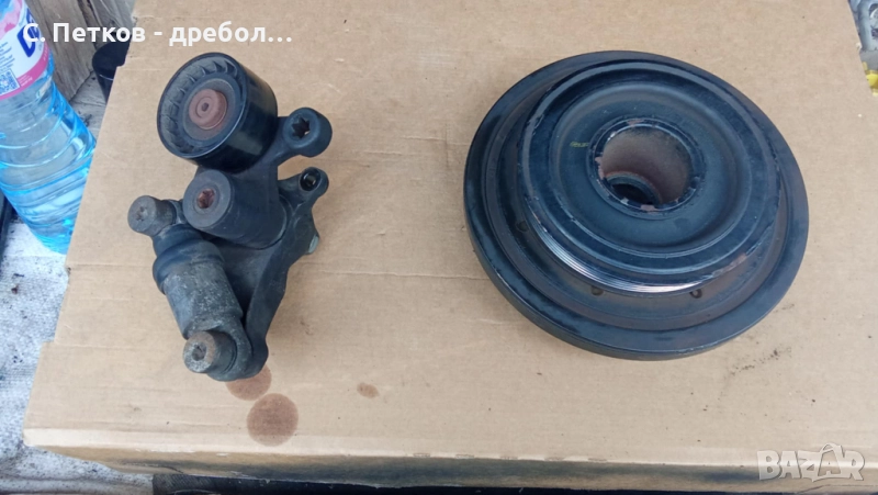 Демпферна шайба и обтегач - Mercedes E-class w211/ 270 cdi, снимка 1