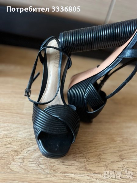 Обувки Guess , снимка 1