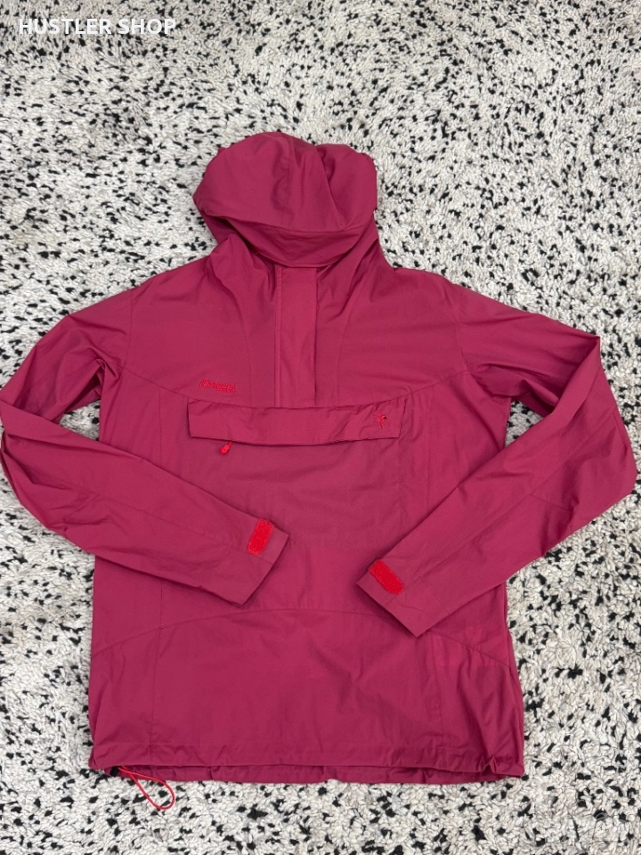 Дамски анорак BERGANS OF NORWAY. Размер М, снимка 1