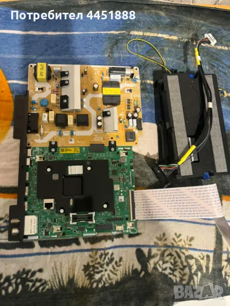 Samsung UE50AU7172U, снимка 1