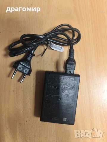 щ Sony BC-CSGB BATTERY CHARGER , снимка 2 - Батерии, зарядни - 49006775