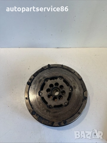 Демферен маховик SH01-16610 за Mazda 3, 2.2D, оригинална част LuK, 2015 г.