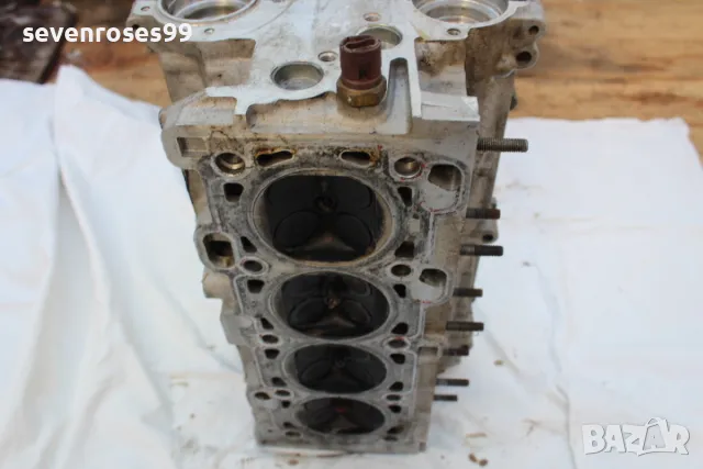 Глава 3779P05 Renault Volvo рено волво 2.0i без валове, снимка 10 - Части - 49216989