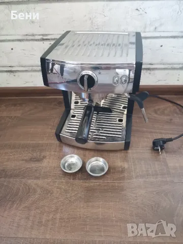 Продавам немска еспресо кафемашина Graef ES702 