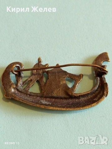 Брошка в Дамасценски стил гондола с гондолиер за КОЛЕКЦИЯ 51668, снимка 5 - Антикварни и старинни предмети - 53160306