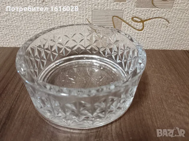 Стъклена бомбониера., снимка 2 - Аксесоари за кухня - 48512282