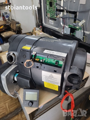 Дизелова печка бойлер каравана кемпер бус TRUMA COMBI 