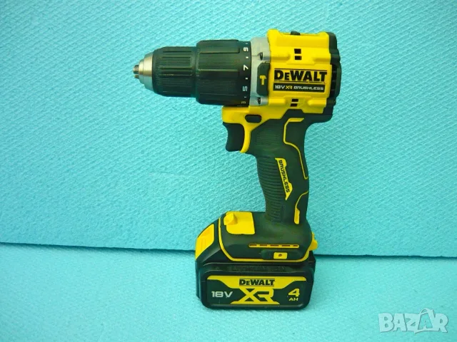 DeWALT DCD 100Y - безчетков винтоверт