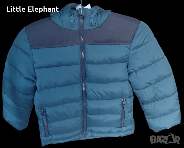 Зимно яке за 4-5 годишно момченце светло и тъмно синьо,два джоба/ново