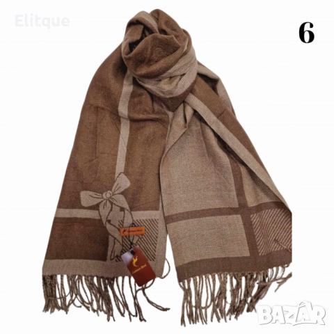 Луксозен дамски шал с нежни мотиви и топла елегантност, снимка 6 - Шалове - 52832159