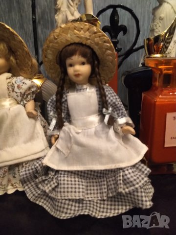 Колекционерски порцеланови кукли , снимка 2 - Колекции - 42735823