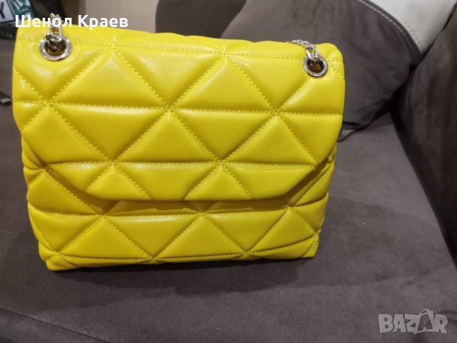 Дамска жълта чанта с две възможности за носене, снимка 2 - Чанти - 41378984