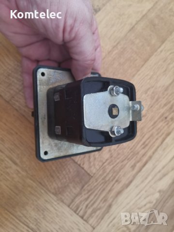 Индустриален прекъсвач бакелит, снимка 8 - Друга електроника - 41164396