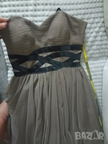 тюлена рокля за повод