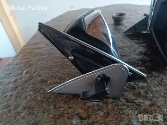 Огледала за Мерцедес 123 , снимка 3 - Части - 49210895