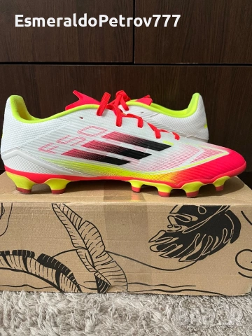 Мъжки футболни бутонки Адидас F50, снимка 2 - Спортни обувки - 53444712