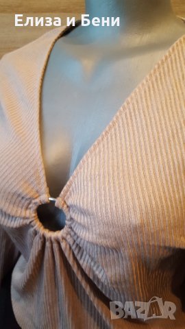 ефектна секси блуза с акцент на деклоте нюд ..натюр цвят Х &М , снимка 2 - Блузи с дълъг ръкав и пуловери - 35892853