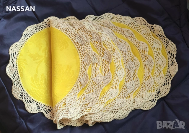 Комплект за студено сервиране, красиво каре и тишлайфер ръчно бродирани с копринени конци, снимка 4 - Други - 49453905