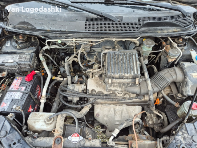 Honda HR-V 1.6 бензин 4x4, снимка 13 - Автомобили и джипове - 52541193