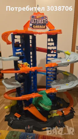 Писта гараж  hot wheels ultimate garage 