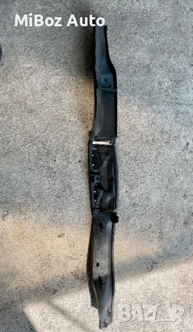 Екстериорна лайстна под предното стъкло