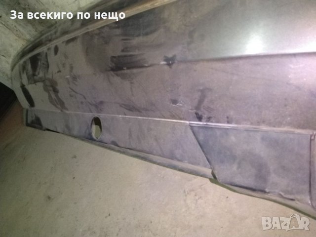 Задна броня за  Volkswagen Golf 3 GTI тъмно сива на цвят, снимка 3 - Части - 34554012