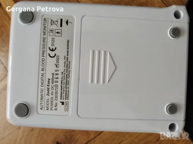 Апарати за кръвно налягане Zedd и Sendo, снимка 7 - Друга електроника - 47887359