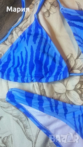 Чисто нов син бански от две части – тигров/зебра принт Размер S, снимка 4 - Бански костюми - 53729931
