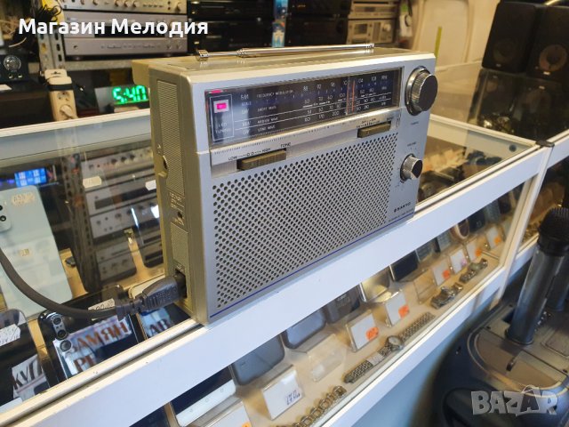 Радио Sanyo RP 8800UM В отлично техническо състояние, добър външен вид., снимка 5 - Радиокасетофони, транзистори - 41588437