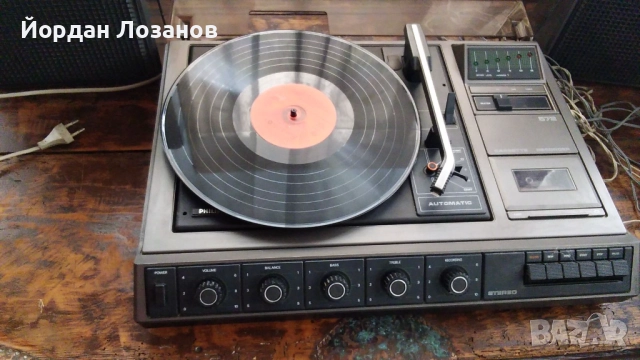 Грамофон Philips 572, снимка 2 - Грамофони - 52025978