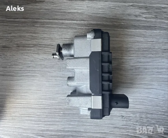 Актуатор турбо 6NW 009 228, снимка 5 - Части - 56335898