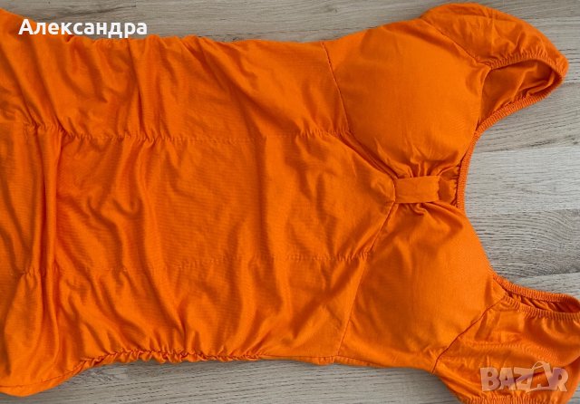 Блуза с подплънки, снимка 3 - Тениски - 42010572