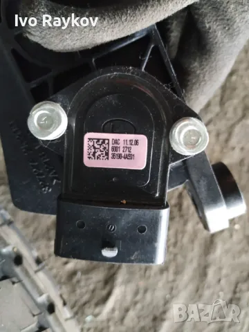 ПОТЕНЦИОМЕТЪР ПЕДАЛ ЗА ГАЗ Kia Soul 35190-4A501 , снимка 2 - Части - 48501854