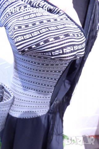 Детска рокля за спортни танци с ресни, снимка 2 - Детски рокли и поли - 39048464