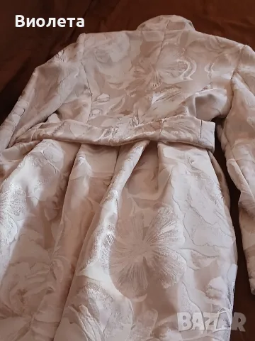 Елегантно дамско палтенце 