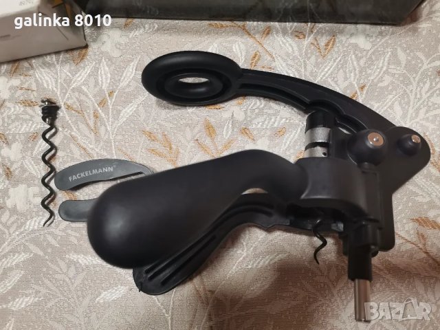 Стара интересна отварачка за вино, снимка 3 - Антикварни и старинни предмети - 48225571