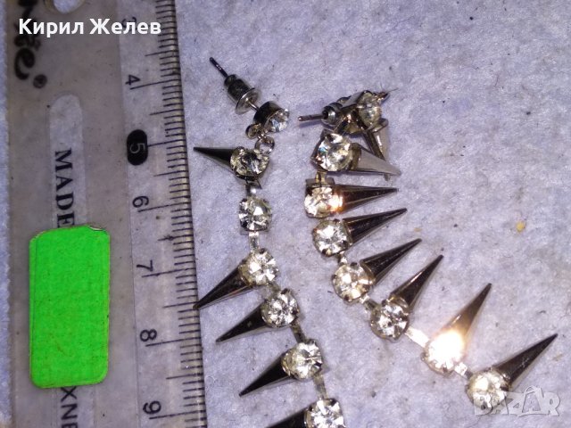 КРАСИВИ СРЕБРИСТИ МЕТАЛСКИ РОКАДЖИЙСКИ СТИЛ ОБЕЦИ от НЕРЪЖДАЕМА СТОМАНА с ИСКРЯЩИ КРИСТАЛИ 28486, снимка 7 - Обеци - 41483949