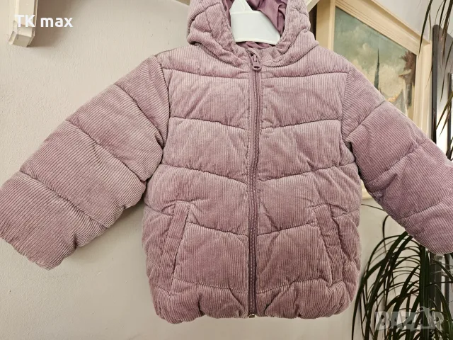 Ново детско пухено яке United Colors of Benetton – момичешко, прахово розово размер 3 г 
