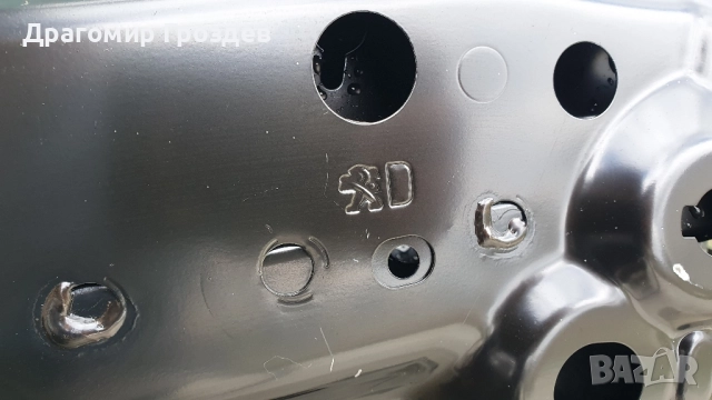 Нова, оригинална предна дясна врата за Peugeot 308 II (T9) / Пежо 308 (2013-2021), снимка 11 - Части - 51710728