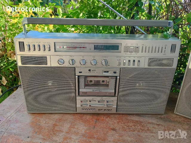 Sharp GF-9797 vintage radio cassette, снимка 5 - Радиокасетофони, транзистори - 50340664